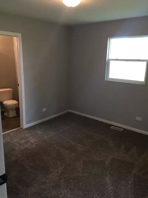 5206 E Miami Trl, Rolling Prairie, IN 46371 photo 7