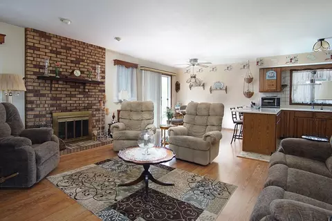 1004 Tomahawk Rd, Dyer, IN 46311 photo 2