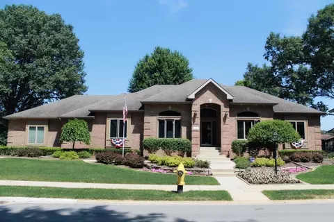217 N Lillian St, Griffith, IN 46319 photo 1