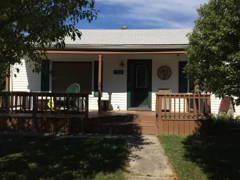 110 Maple St, Lowell, IN 46356 photo 2
