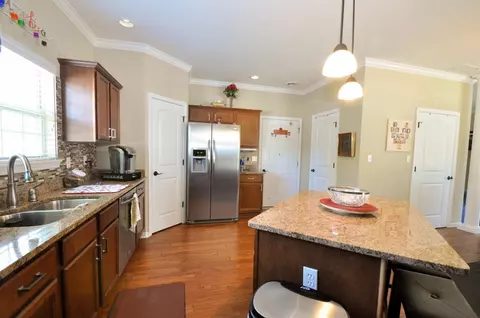 550 Aster Ln, Griffith, IN 46319 photo 8