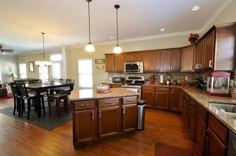 550 Aster Ln, Griffith, IN 46319 photo 7