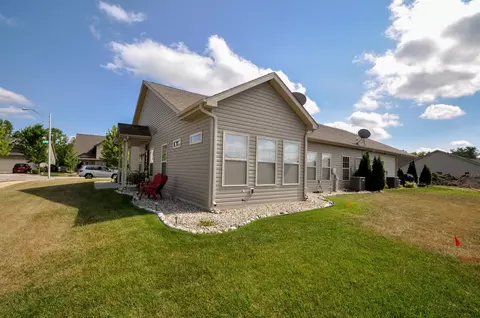 550 Aster Ln, Griffith, IN 46319 photo 4
