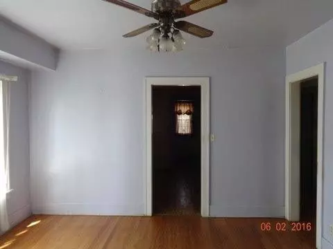 450 Porter St, Gary, IN 46406 photo 7