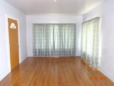 450 Porter St, Gary, IN 46406 photo 8