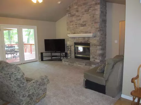 6701 Hillside Ln, De Motte, IN 46310 photo 7