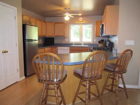6701 Hillside Ln, De Motte, IN 46310 photo 3