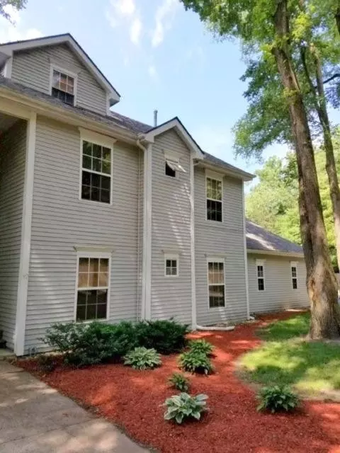40 Pines Dr #C, Porter, IN 46304 photo 2