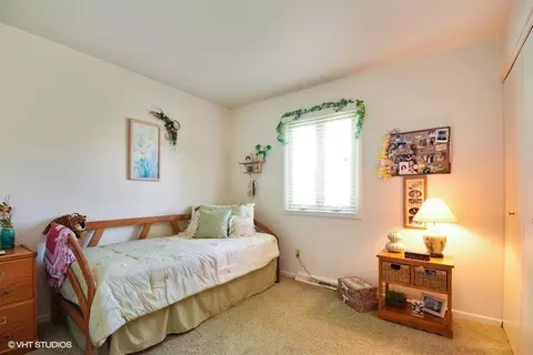 945 Devonshire Ln, Dyer, IN 46311 photo 8