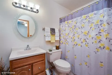 945 Devonshire Ln, Dyer, IN 46311 photo 9