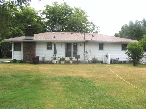 9012 Bryan St, Crown Point, IN 46307 photo 2