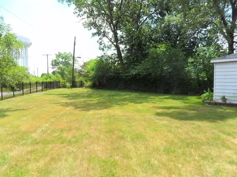 1901 Monroe Ln, Gary, IN 46407 photo 8