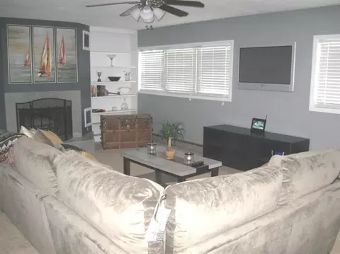 627 N Miami St, Gary, IN 46403 photo 6