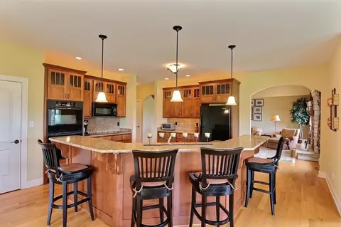 1522 Chalone Ct, Crown Point, IN 46307 photo 3