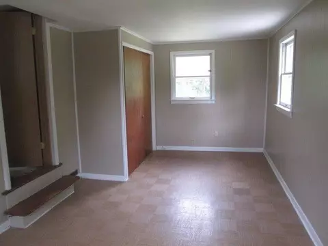 4135 Tompkins St, Gary, IN 46408 photo 10