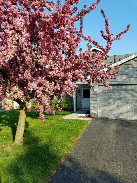 1841 Springvale Dr, Crown Point, IN 46307 photo 2