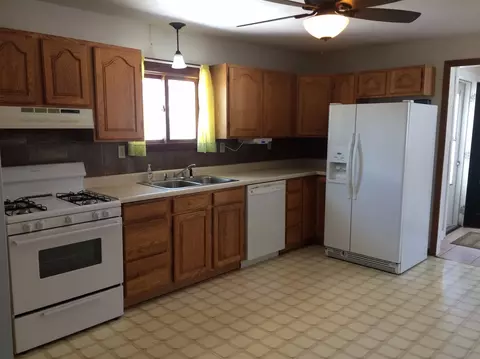 1114 Harrison St, Lowell, IN 46356 photo 7