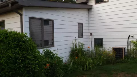 10436 N 493, De Motte, IN 46310 photo 3