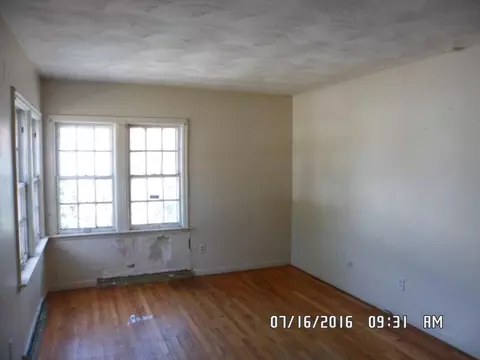 1023 Wright St, Gary, IN 46404 photo 4