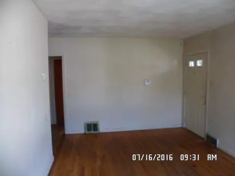 1023 Wright St, Gary, IN 46404 photo 5