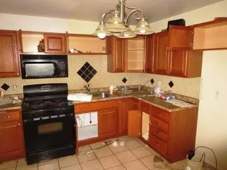 2157 Taft St, Gary, IN 46404 photo 5