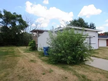 2157 Taft St, Gary, IN 46404 photo 2