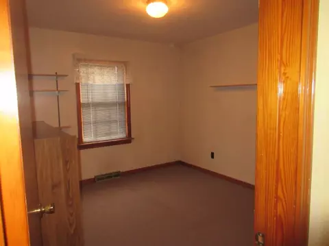 6630 Parrish Ave, Hammond, IN 46323 photo 9
