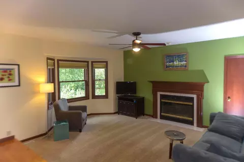 115 Pheasant Run Dr, Porter, IN 46304 photo 4
