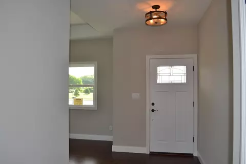 1154 Skylark Dr, Burns Harbor, IN 46304 photo 2