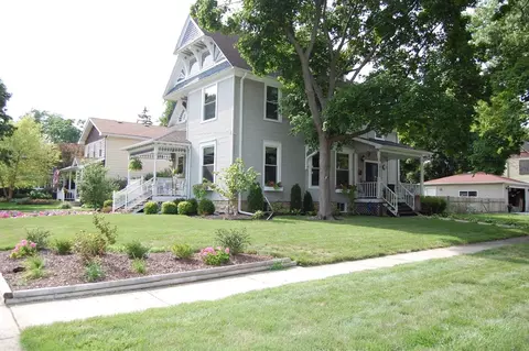 318 E Clark St, Crown Point, IN 46307 photo 5