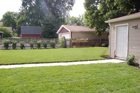 318 E Clark St, Crown Point, IN 46307 photo 8