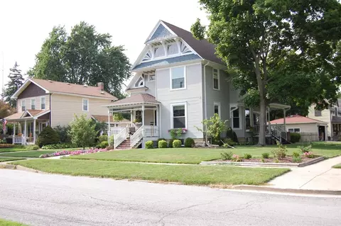 318 E Clark St, Crown Point, IN 46307 photo 4