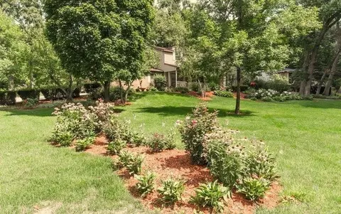 711 Blaney Dr, Dyer, IN 46311 photo 2