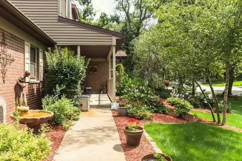 711 Blaney Dr, Dyer, IN 46311 photo 4