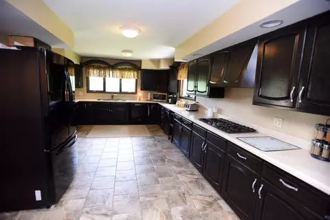 8650 Lantern Dr, Saint John, IN 46373 photo 8