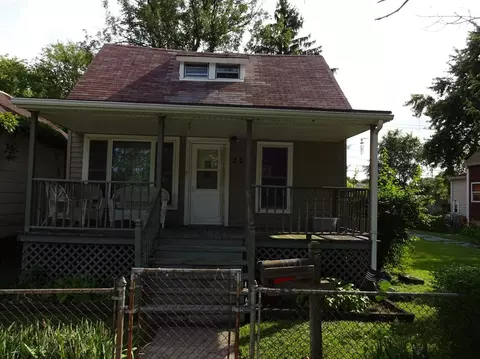 722 Willow Ct, Hammond, IN 46320 photo 2