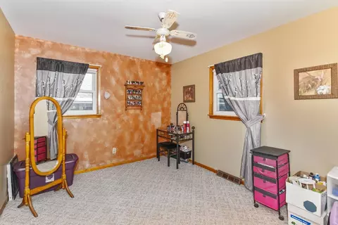 1011 W Pine Pl, Griffith, IN 46319 photo 10