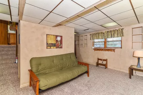 1011 W Pine Pl, Griffith, IN 46319 photo 8