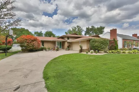 1129 Macarthur Blvd, Munster, IN 46321 photo 1