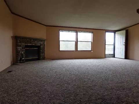 11932 N 457, De Motte, IN 46310 photo 2