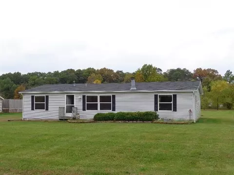 11932 N 457, De Motte, IN 46310 photo 1