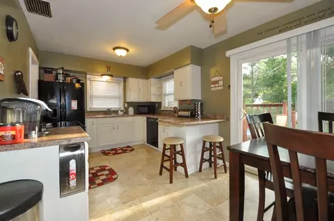 138 N Griffith Blvd, Griffith, IN 46319 photo 10
