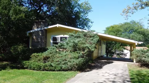 7950 Juniper Ave, Gary, IN 46403 photo 1