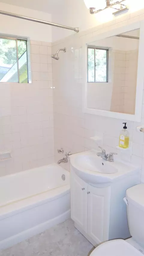 7950 Juniper Ave, Gary, IN 46403 photo 4
