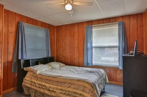 637 Buchanan St, Gary, IN 46402 photo 9