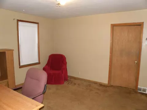 733 N Colfax St, Griffith, IN 46319 photo 7