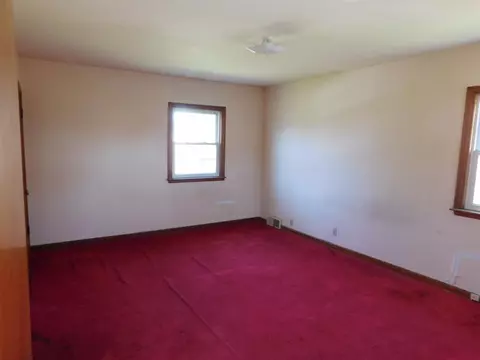 755 Mckinley St, Gary, IN 46404 photo 6