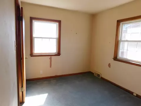 755 Mckinley St, Gary, IN 46404 photo 5