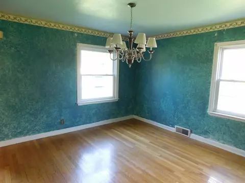 755 Mckinley St, Gary, IN 46404 photo 7