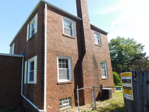 755 Mckinley St, Gary, IN 46404 photo 2